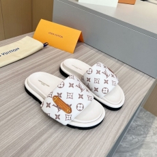 Louis Vuitton Slippers